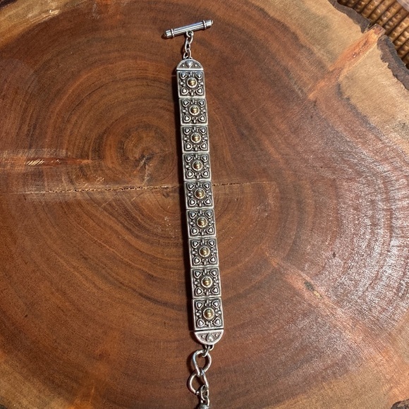 BRIGHTON vintage‎ square link silver and gold shield toggle clasp bracelet - Picture 2 of 7